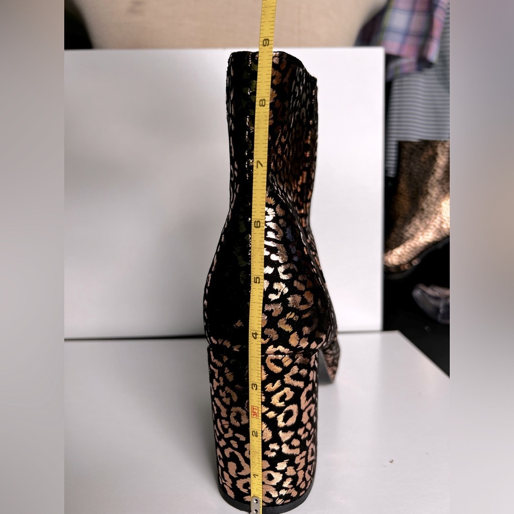TORRID Block Heeled Bootie Metallic Leopard Print… - image 10